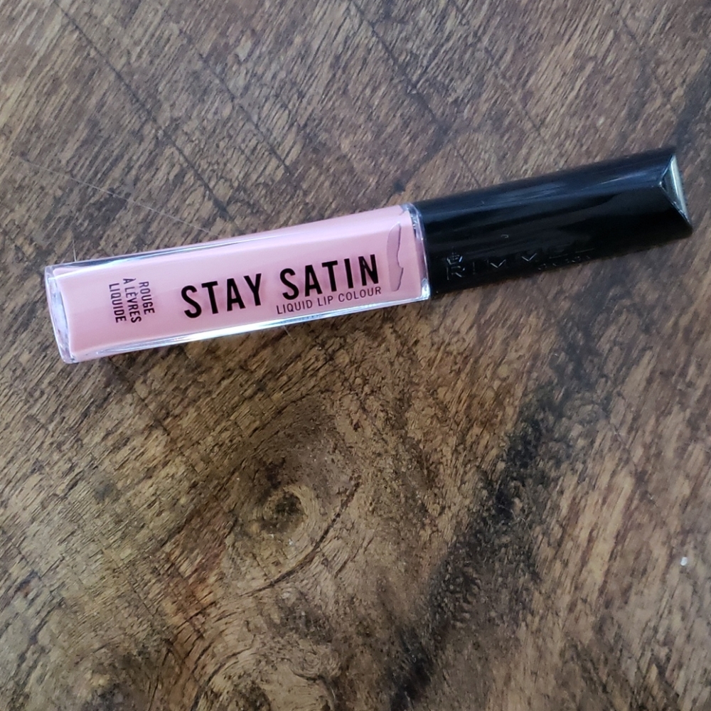 3/$15 🥰 RIMMEL STAY SATIN LIP COLOUR